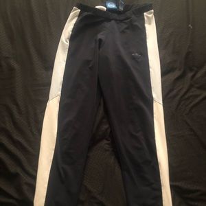 Adidas leggings